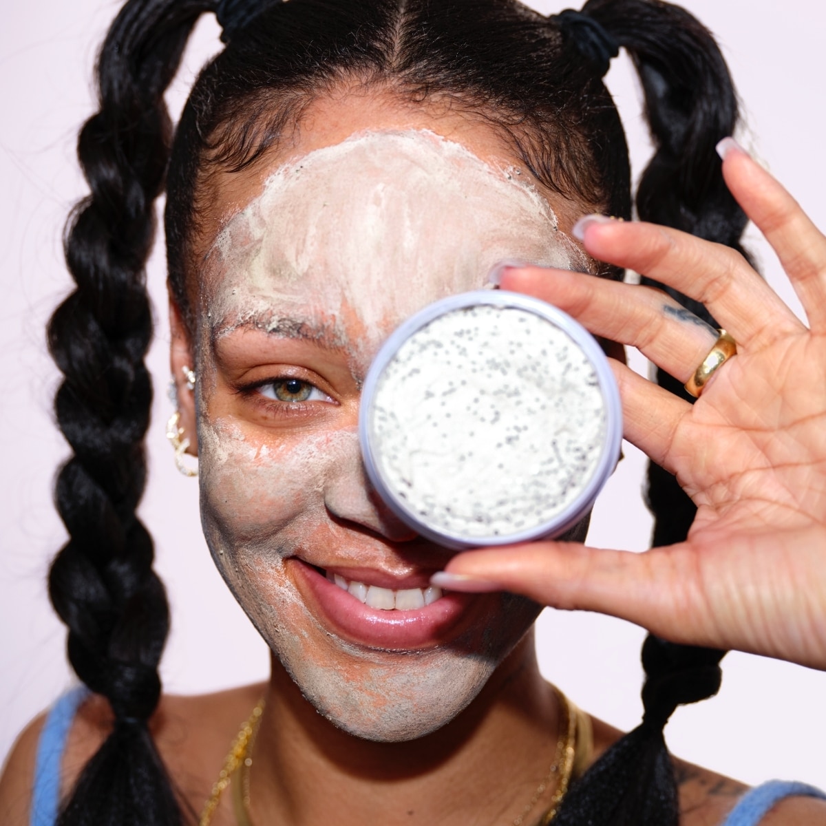 COOKIES N CLEAN WHIPPED CLAY DETOX FACE MASK (MASCARILLA DE ARCILLA PARA CUIDADO DE LA PIEL)
